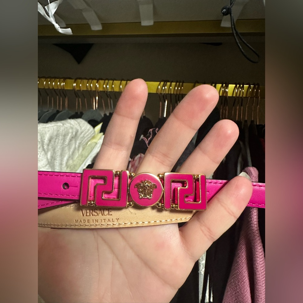 VERSACE AUTHENTIC Pink Greca La Medusa Buckle Skinny Leather Belt 💖